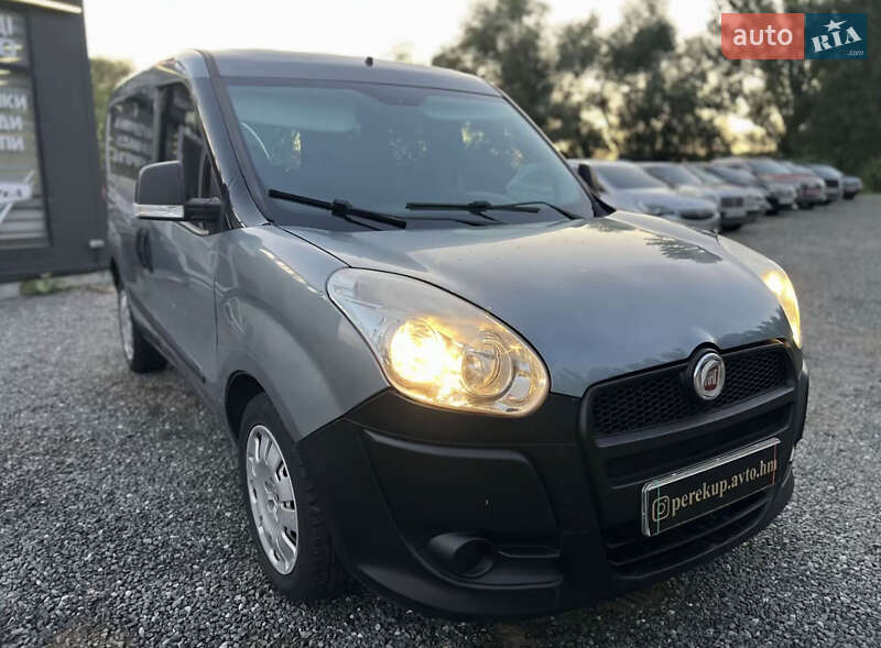 Минивэн Fiat Doblo 2010 в Хмельницком