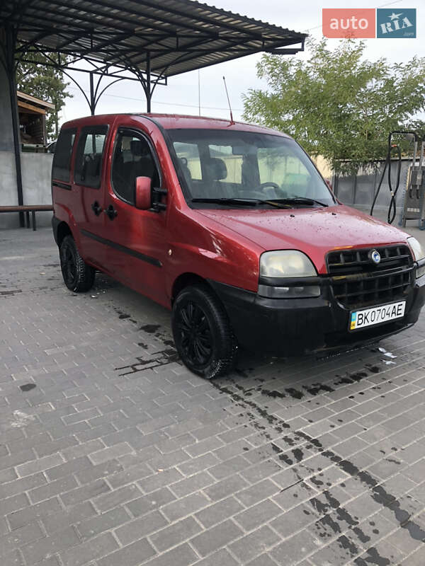Минивэн Fiat Doblo 2002 в Луцке