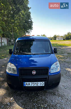 Минивэн Fiat Doblo 2009 в 