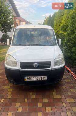 Грузовой фургон Fiat Doblo 2006 в 
