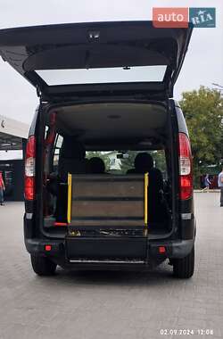 Минивэн Fiat Doblo 2009 в 