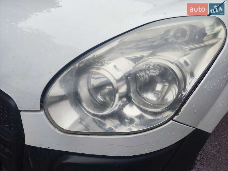Грузовой фургон Fiat Doblo 2013 в Киеве