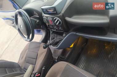 Минивэн Fiat Doblo 2004 в 