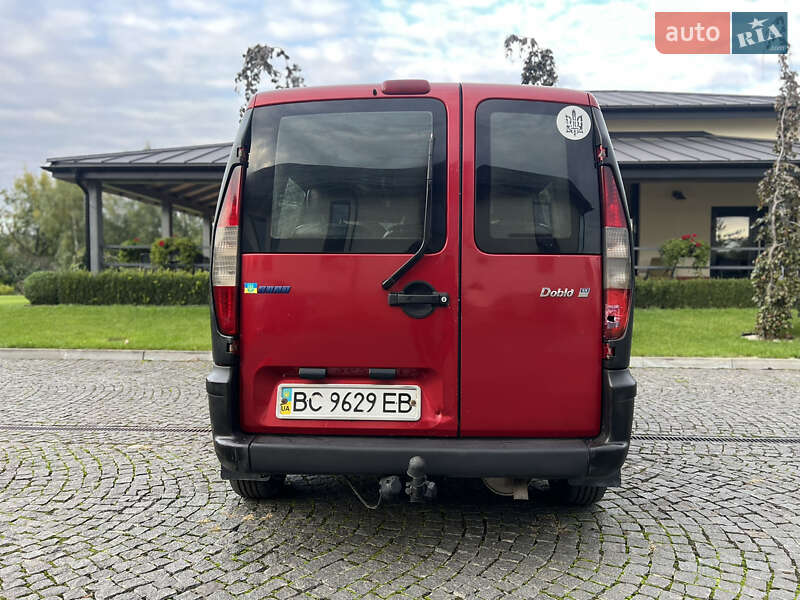 Минивэн Fiat Doblo 2001 в Жовкве