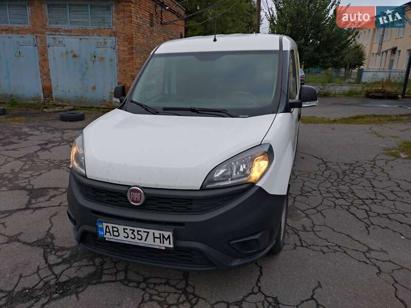 Грузовой фургон Fiat Doblo 2020 в 
