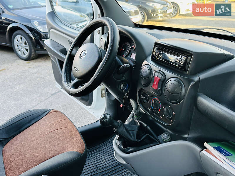 Минивэн Fiat Doblo 2007 в Харькове