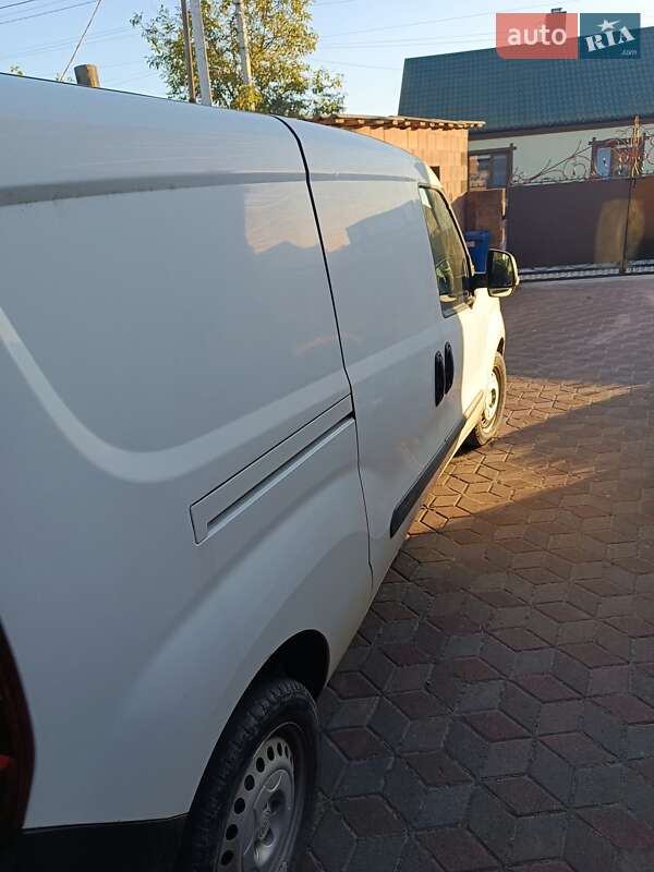 Грузовой фургон Fiat Doblo 2013 в Костополе