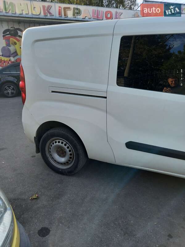 Грузовой фургон Fiat Doblo 2010 в Вольнянске фото 2 Грузовой фургон Fiat Doblo 2010 в Вольнянске