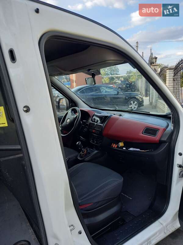 Грузовой фургон Fiat Doblo 2010 в Вольнянске фото 10 Грузовой фургон Fiat Doblo 2010 в Вольнянске