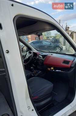 Грузовой фургон Fiat Doblo 2010 в 