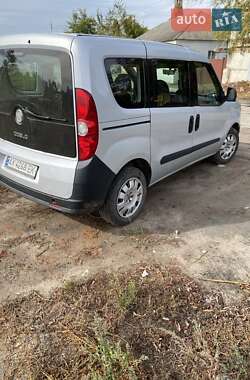 Минивэн Fiat Doblo 2012 в 