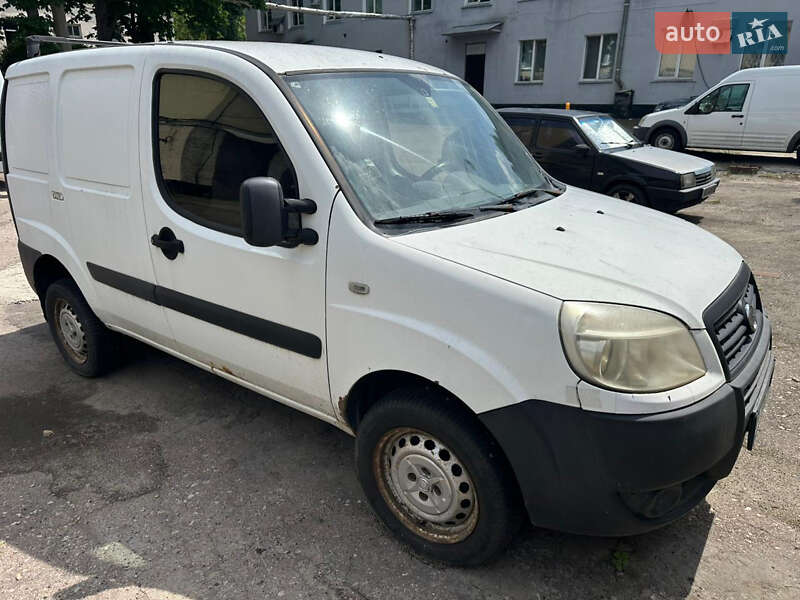 Грузовой фургон Fiat Doblo 2008 в Киеве