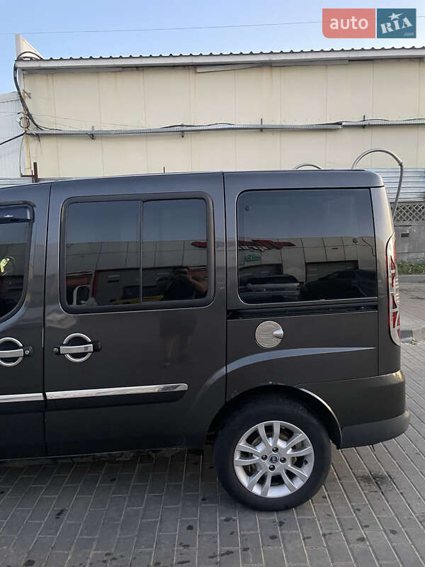 Мінівен Fiat Doblo 2007 в Києві