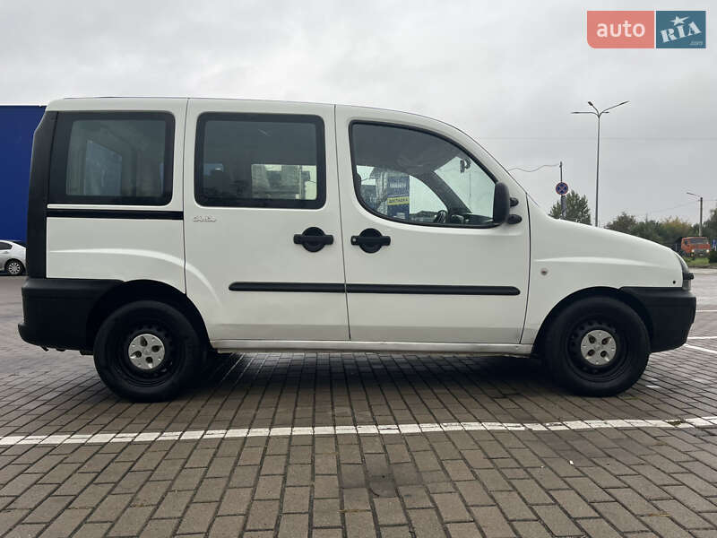 Минивэн Fiat Doblo 2005 в Дубно