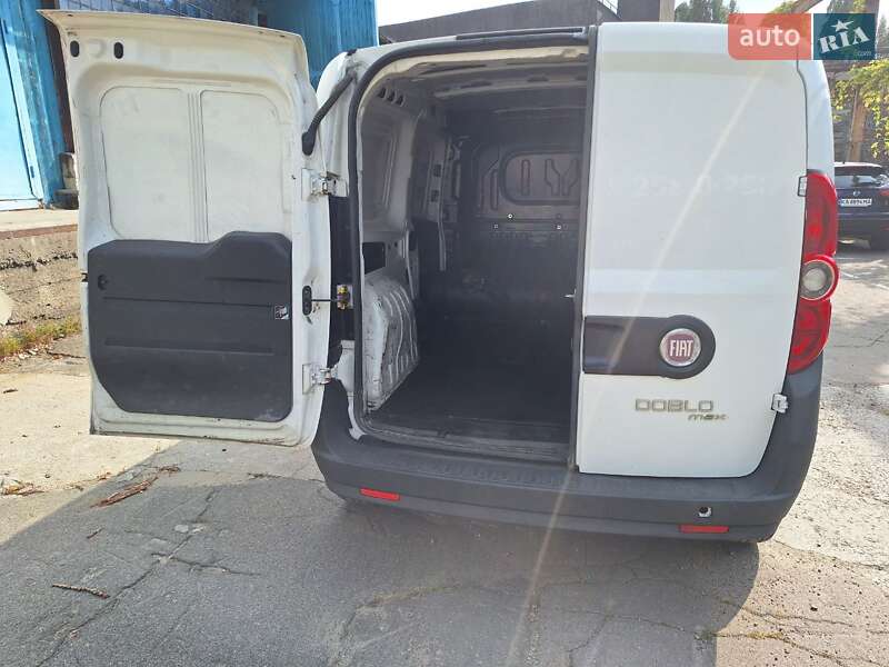 Грузовой фургон Fiat Doblo 2012 в Киеве фото 4 Грузовой фургон Fiat Doblo 2012 в Киеве