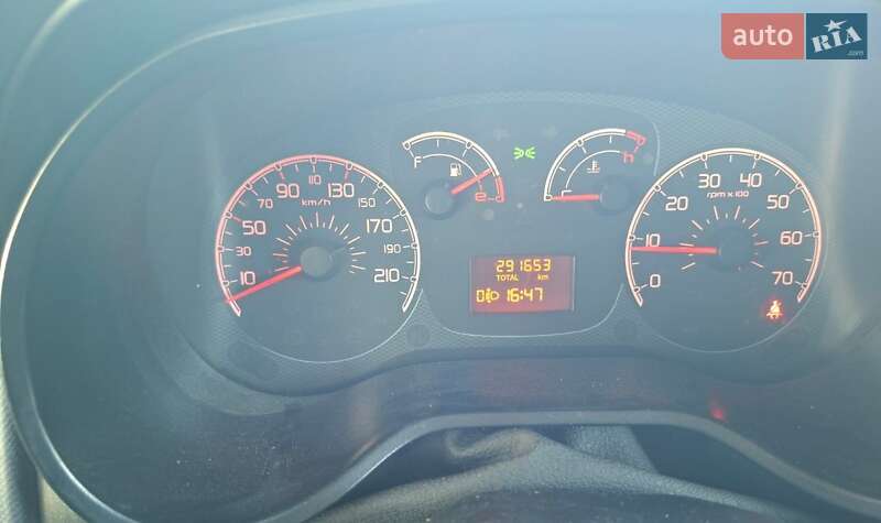 Грузовой фургон Fiat Doblo 2012 в Киеве фото 10 Грузовой фургон Fiat Doblo 2012 в Киеве