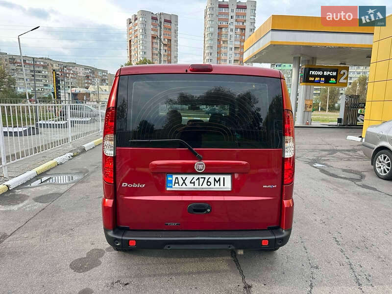 Минивэн Fiat Doblo 2009 в Полтаве