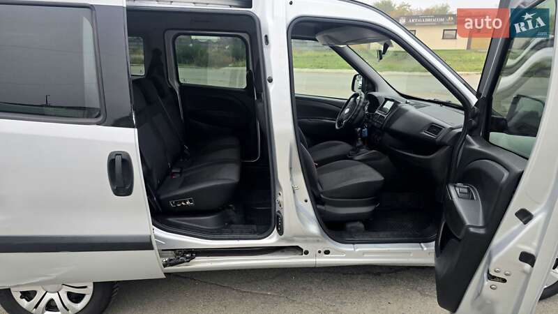 Минивэн Fiat Doblo 2011 в Днепре фото 2 Минивэн Fiat Doblo 2011 в Днепре
