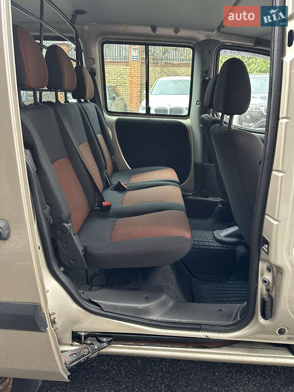 Минивэн Fiat Doblo 2015 в Киеве