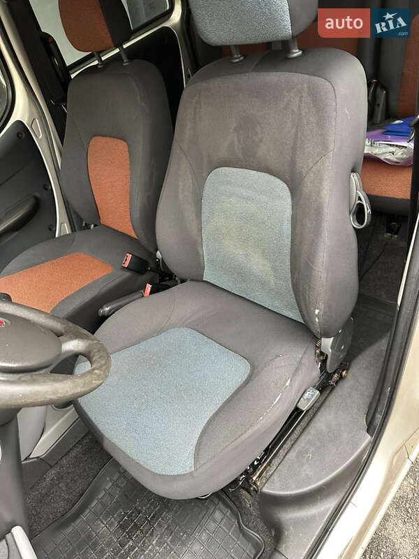 Минивэн Fiat Doblo 2015 в Киеве