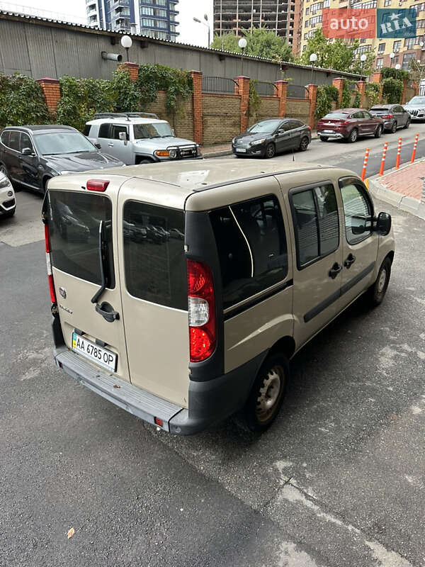 Минивэн Fiat Doblo 2015 в Киеве