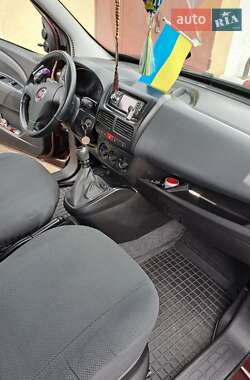 Мінівен Fiat Doblo 2010 в 