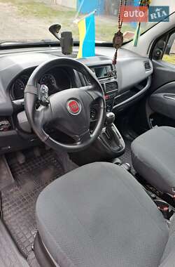 Мінівен Fiat Doblo 2010 в 