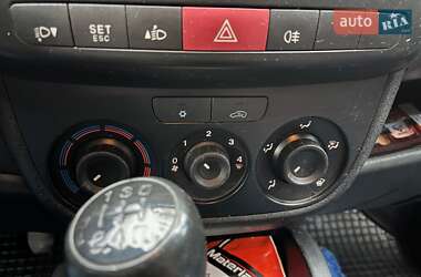 Грузовой фургон Fiat Doblo 2011 в 