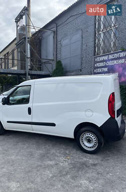 Грузовой фургон Fiat Doblo 2017 в 