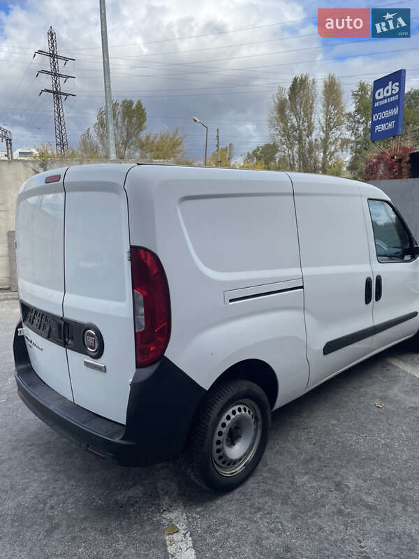 Вантажний фургон Fiat Doblo 2017 в Києві