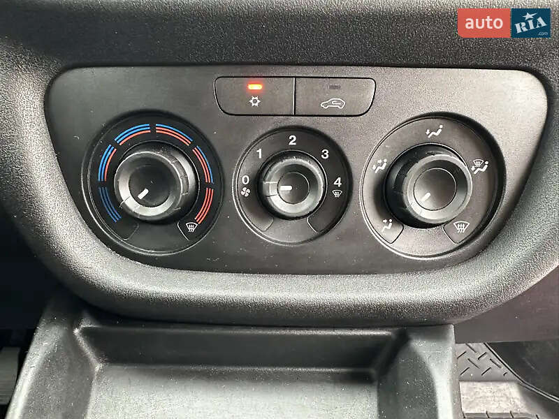 Грузовой фургон Fiat Doblo 2017 в Киеве
