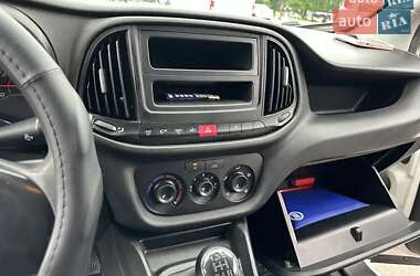 Вантажний фургон Fiat Doblo 2017 в 