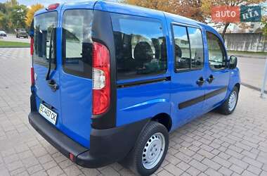 Минивэн Fiat Doblo 2011 в 