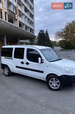 Мінівен Fiat Doblo 2006 в 