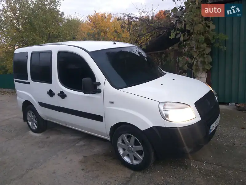 Fiat Doblo 2013