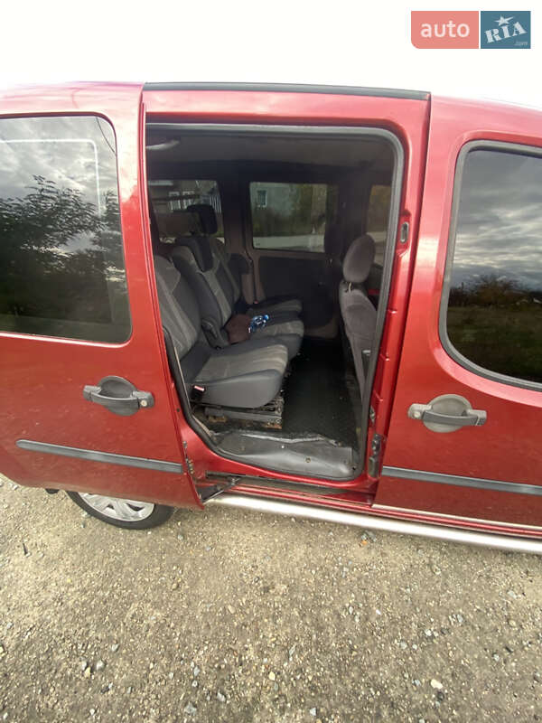 Минивэн Fiat Doblo 2002 в Брошневе-Осаде фото 17 Минивэн Fiat Doblo 2002 в Брошневе-Осаде