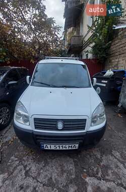 Минивэн Fiat Doblo 2009 в Киеве