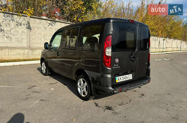 Мінівен Fiat Doblo 2011 в  фото 10 Мінівен Fiat Doblo 2011 в