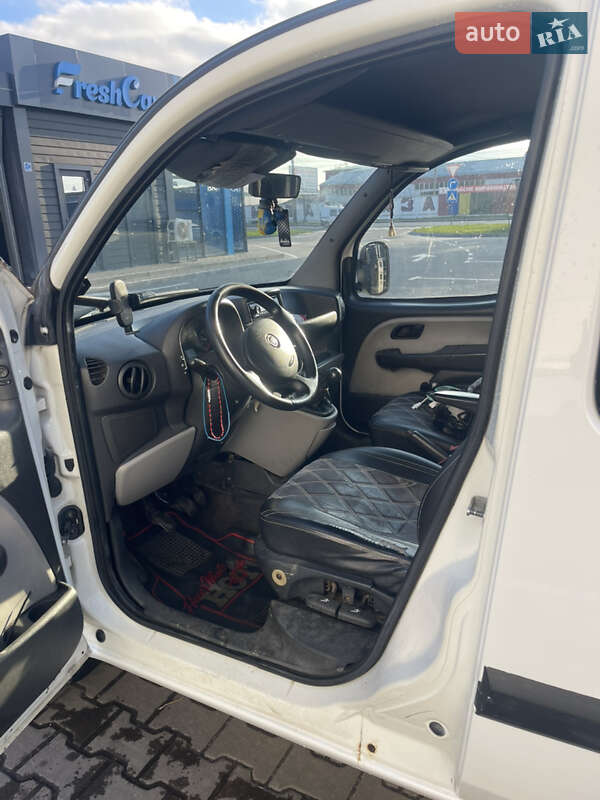 Минивэн Fiat Doblo 2009 в Житомире фото 12 Минивэн Fiat Doblo 2009 в Житомире