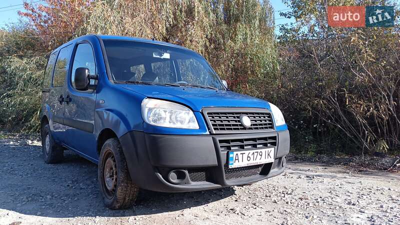 Минивэн Fiat Doblo 2009 в 