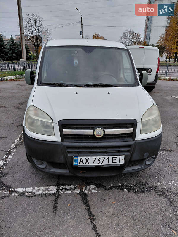 Вантажний фургон Fiat Doblo 2008 в 