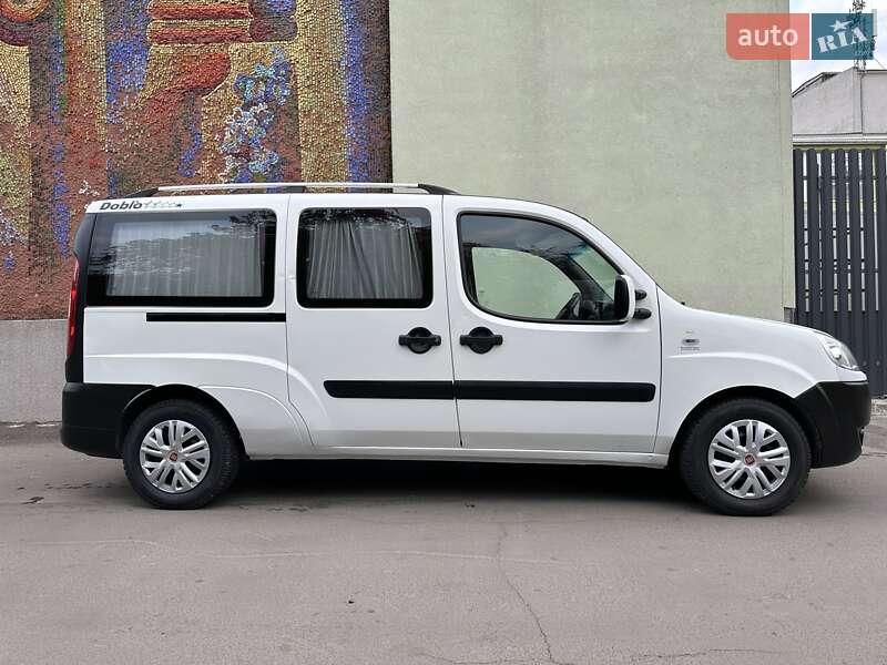 Мінівен Fiat Doblo 2007 в Рівному фото 5 Мінівен Fiat Doblo 2007 в Рівному
