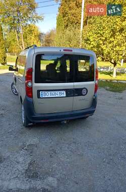 Минивэн Fiat Doblo 2012 в 