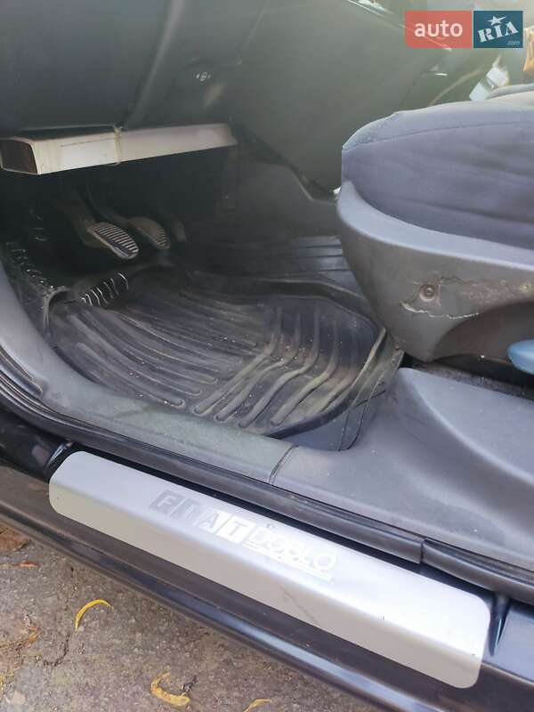 Мінівен Fiat Doblo 2004 в Млиніві фото 20 Мінівен Fiat Doblo 2004 в Млиніві