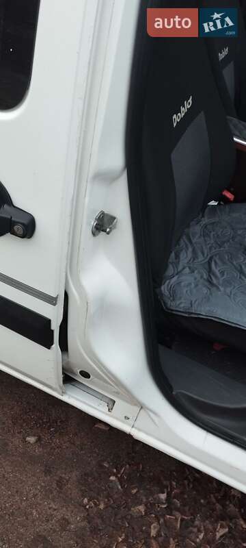 Минивэн Fiat Doblo 2007 в Сумах