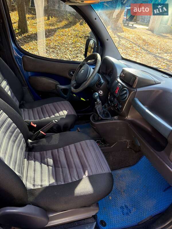 Минивэн Fiat Doblo 2003 в Борщеве