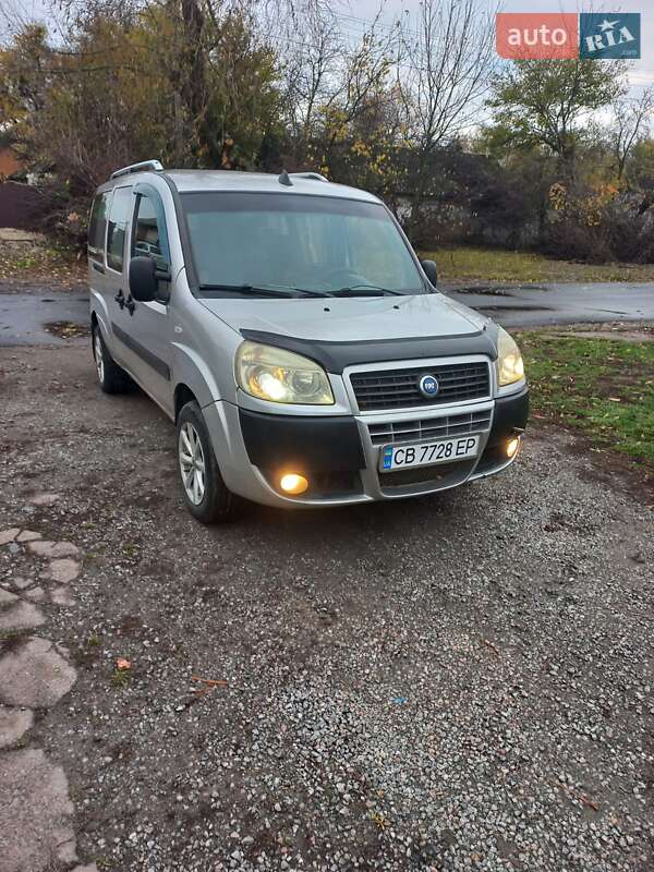 Минивэн Fiat Doblo 2006 в Чернигове фото Минивэн Fiat Doblo 2006 в Чернигове
