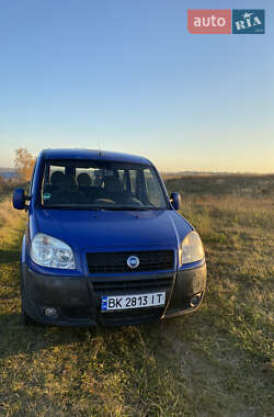 Минивэн Fiat Doblo 2006 в Ровно