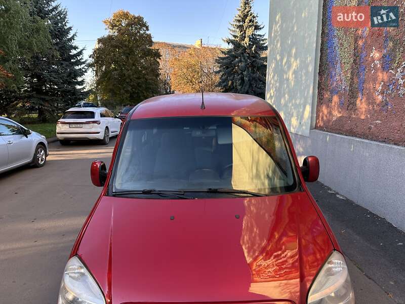 Мінівен Fiat Doblo 2006 в Рівному фото 3 Мінівен Fiat Doblo 2006 в Рівному