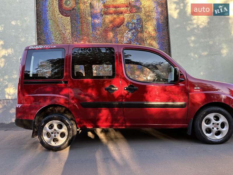 Мінівен Fiat Doblo 2006 в Рівному фото 6 Мінівен Fiat Doblo 2006 в Рівному
